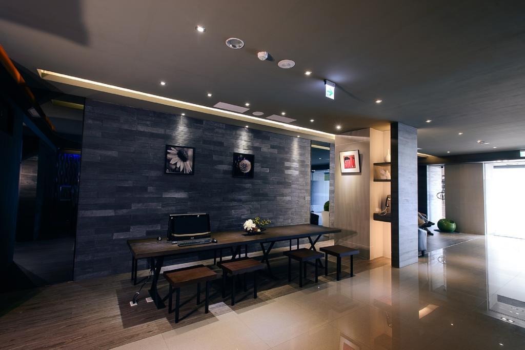 Kiwi Express Hotel - Jiuru Rd Гаосюн Екстер'єр фото