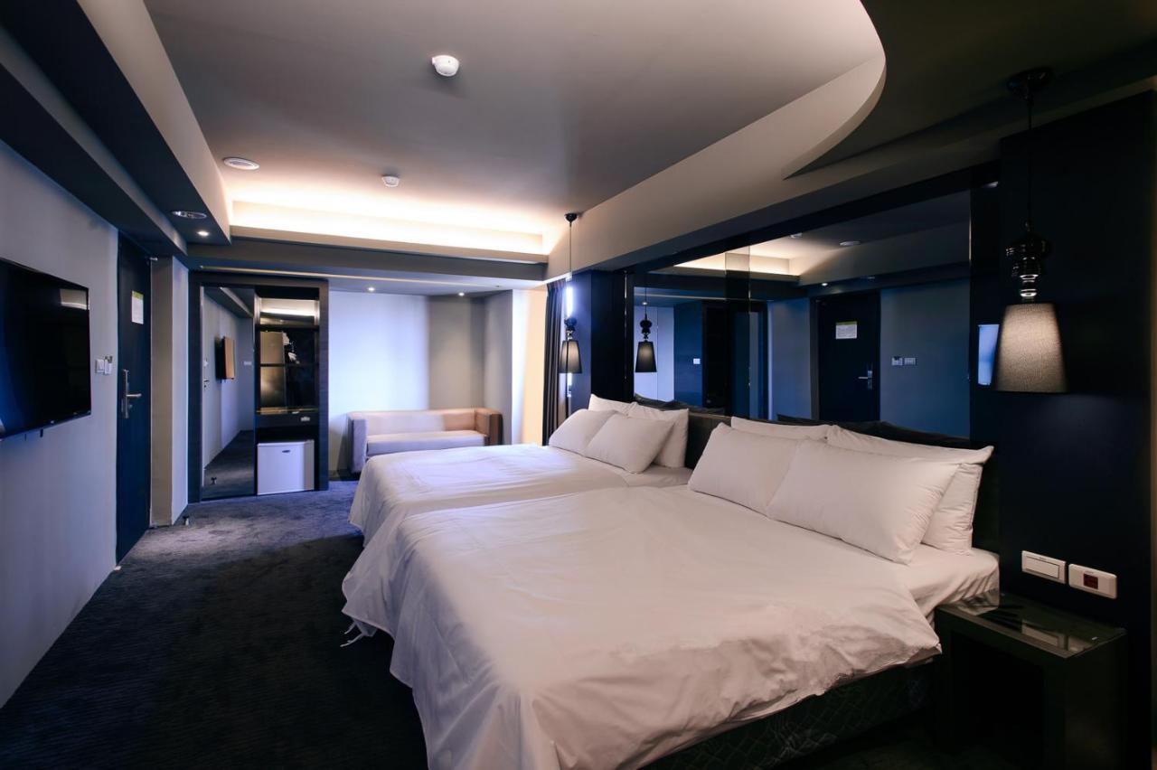 Kiwi Express Hotel - Jiuru Rd Гаосюн Екстер'єр фото